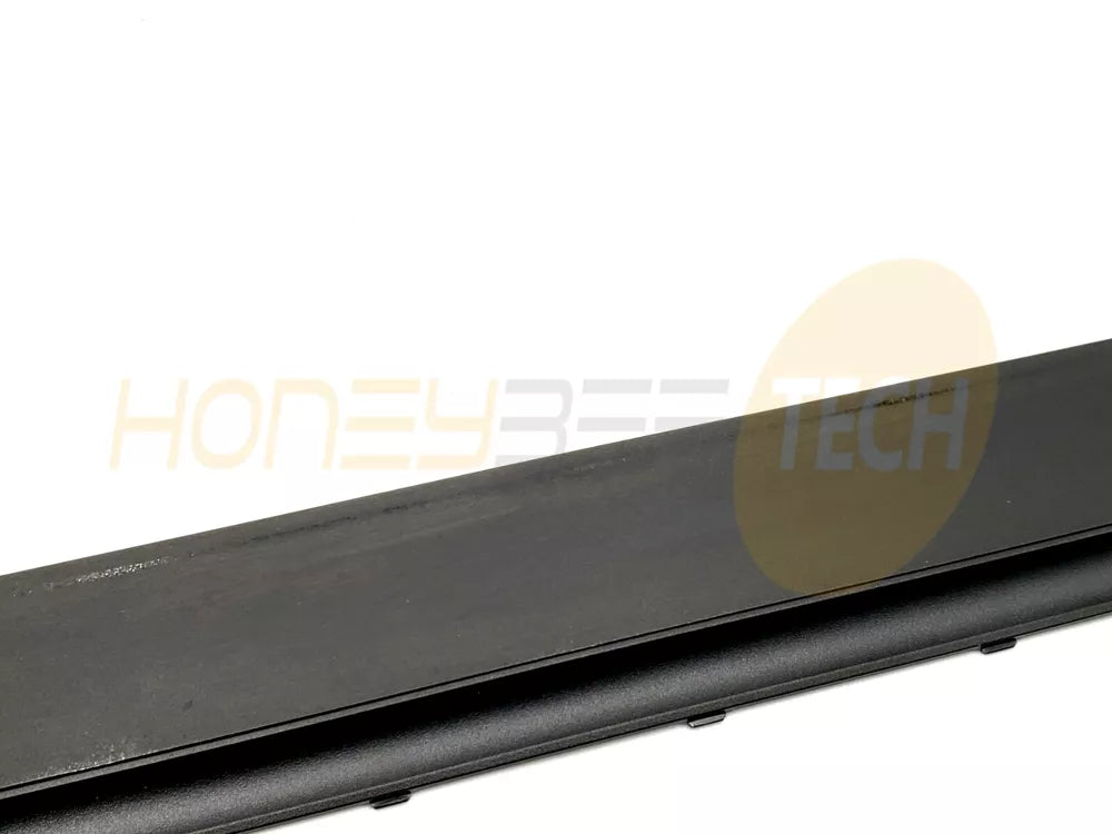 GENUINE LENOVO THINKPAD P52S LAPTOP LCD FRONT TRIM BEZEL 01YR472 GRADE B - Honeybee-Technologies