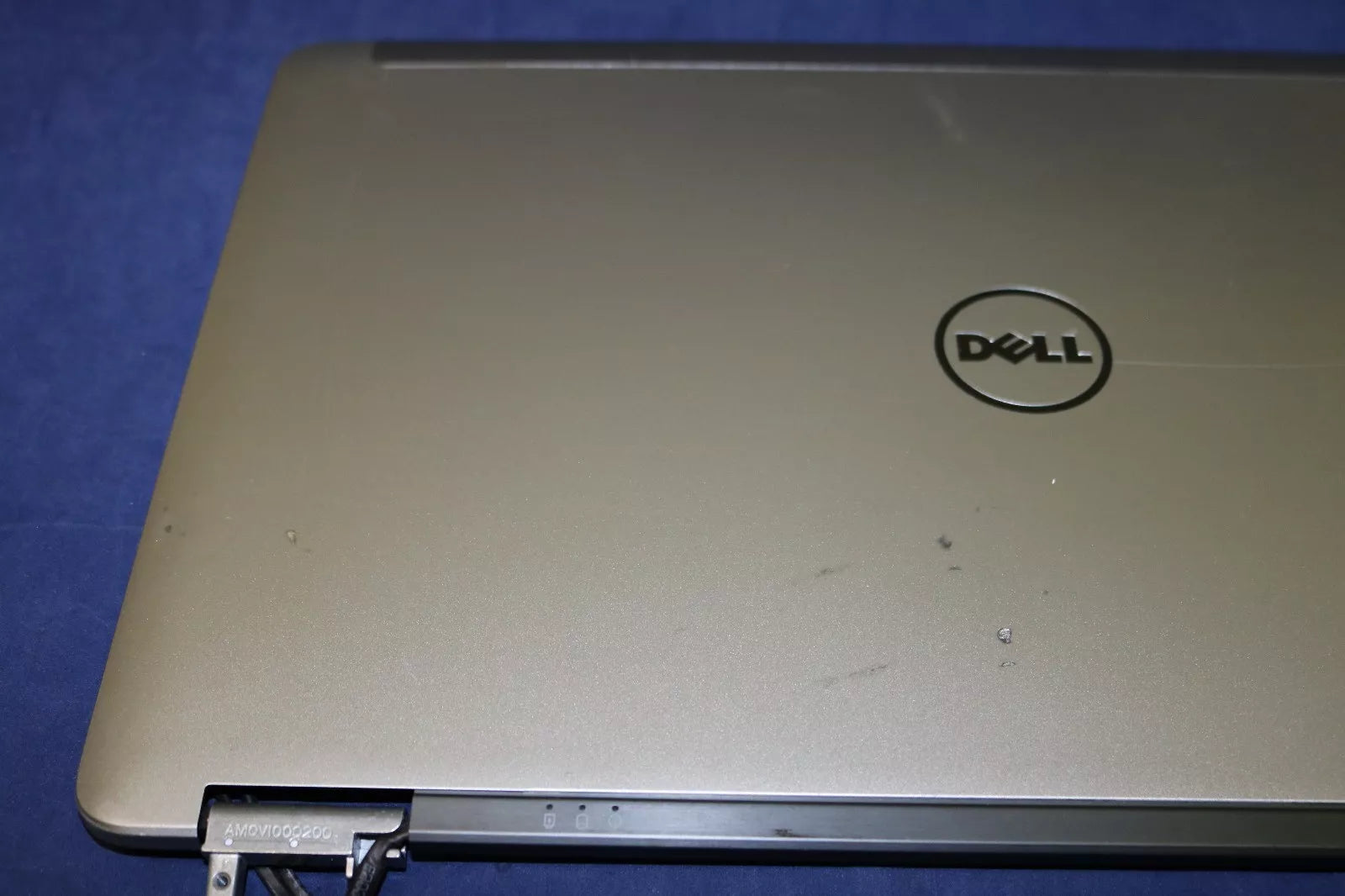 DELL LATITUDE E6540 LCD BACK COVER WITH HINGES 839FV 0839FV GRADE B - Honeybee-Technologies