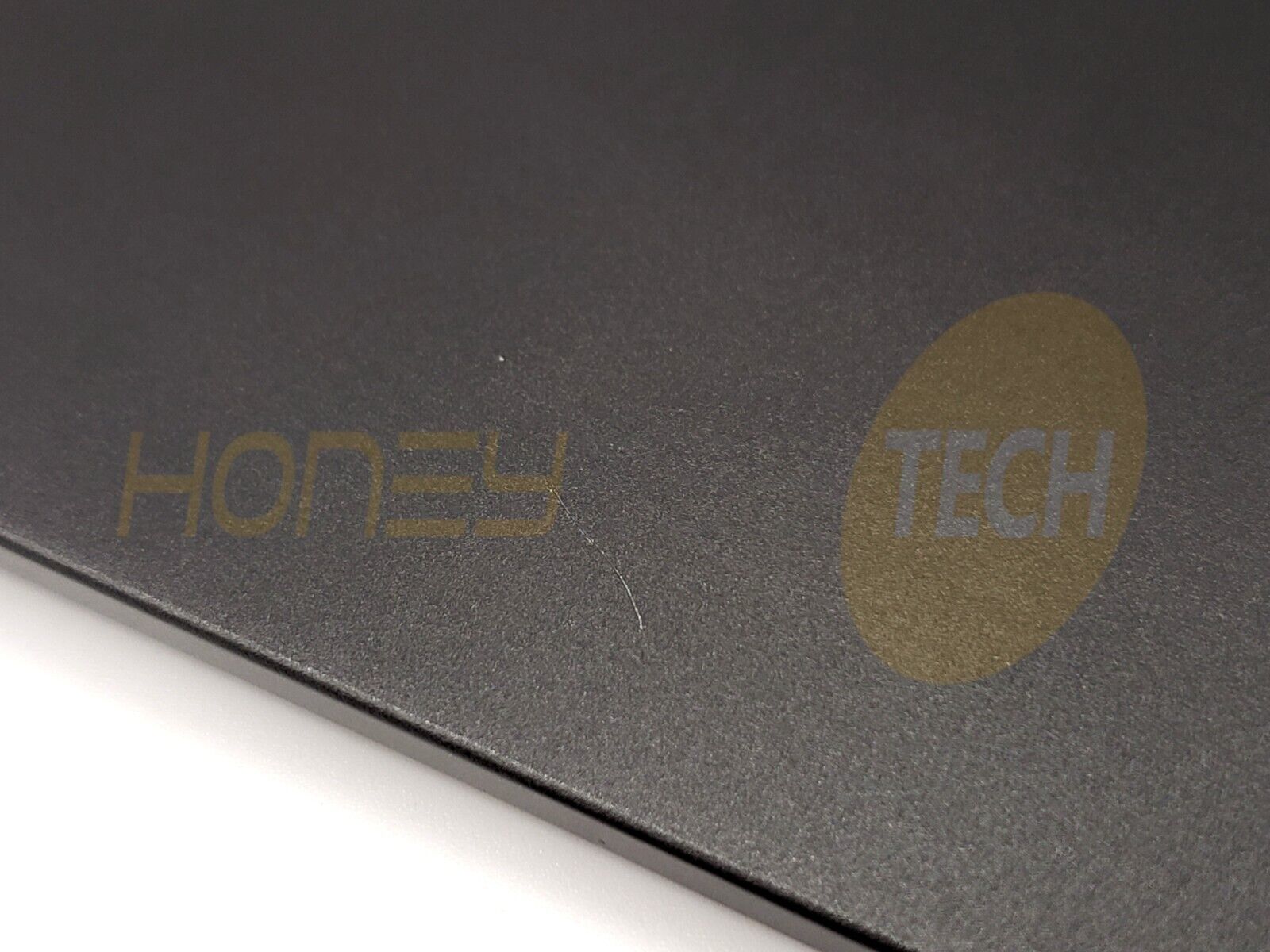 GENUINE LENOVO THINKPAD E490 LAPTOP LCD BACK COVER REAR LID 01LW154 GRADE A - Honeybee-Technologies